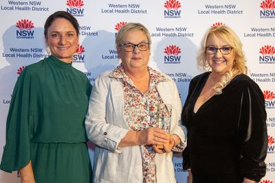 Representatives from the Coonabarabran Family Drop-in Clinic project accepting the Keeping People Healthy award