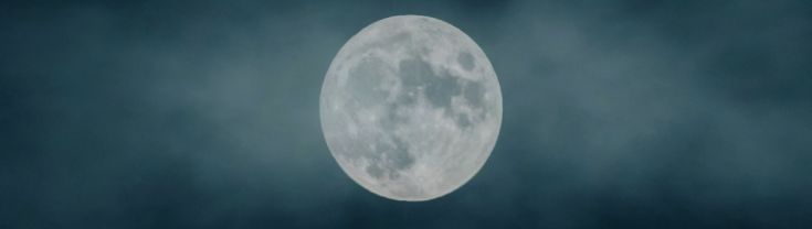 Image of a full moon in the night sky 