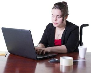 woman-on-laptop_photo