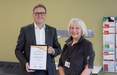 Katherine Mohr and Martin Jude with the Australian Stroke Coalition certificate