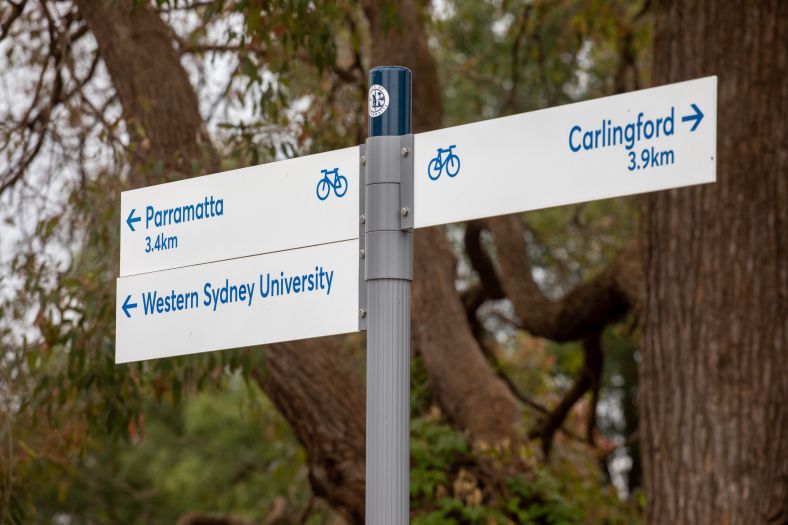 Example of shared pathway signage used in the Parramatta Light Rail project