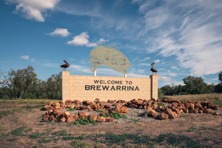 Brewarrina welcome sign 