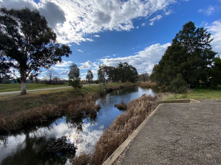 Mulwaree River Walkway - Goulburn Golf Course