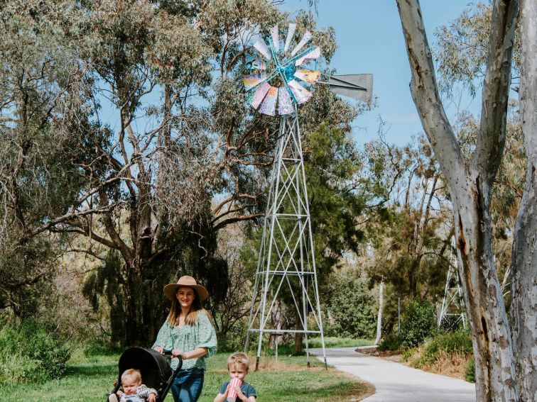 With updated wide footpaths, the Windmill Walk is accessible for prams and wheelchair
