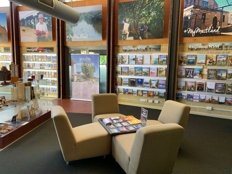 Image of the lounge and brochures available.