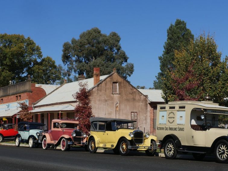 Jindera Museum Victorian Vintage  Car viisit