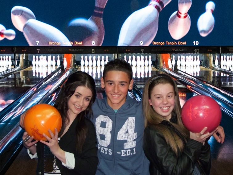 Bowling a great teenage outing and fun experience at the Orange Tenpin Bowl