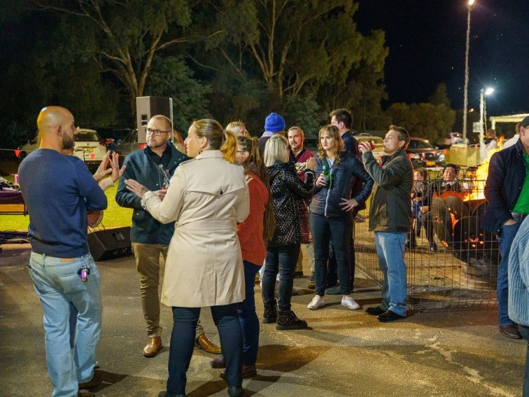 Friends gather at Dubbo Greyhounds