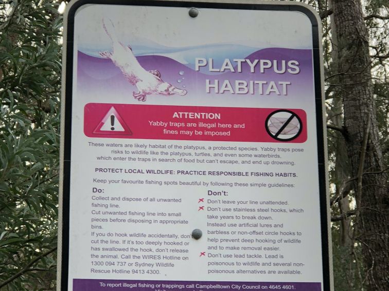 Playtpus habitat sign