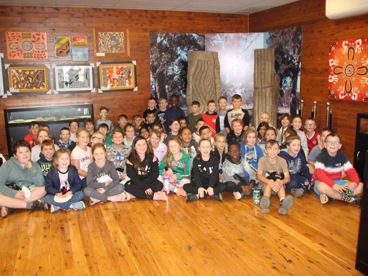 A group of 24 students visited the Wungunja Cultural Centre to learn about local Aboriginal culture