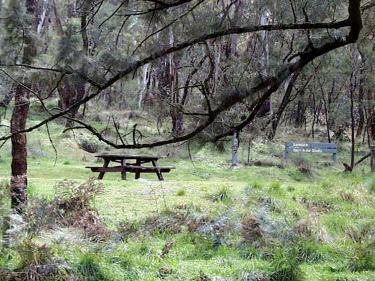 Fourth Crossing picnic area, Mullion Range State Conservation Area. Photo: NSW Government