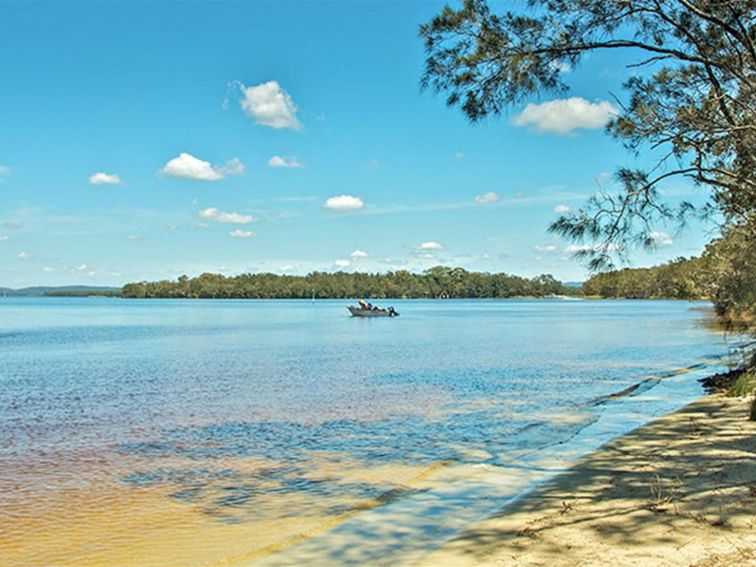 Northern Broadwater picnic area, Myall Lakes National Park. Photo: John Spencer
