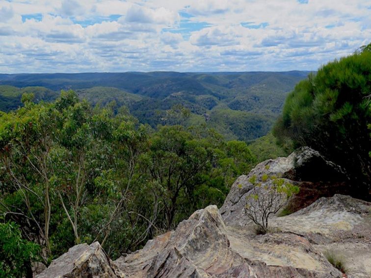 View from rocky ledge of Du Faurs lookout across the rugged and remote Wollangambe area.  Photo