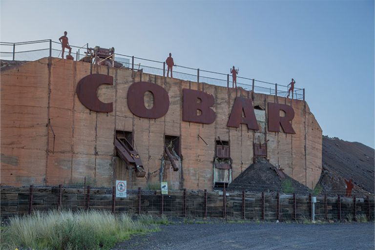 Cobar’s welcome sign
