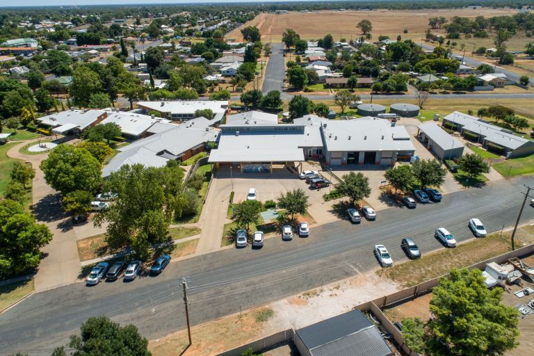 arial image of Nyngan Health service and town