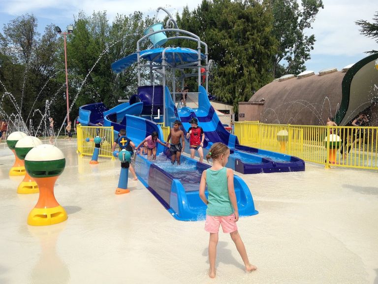 Queanbeyan Aquatic Centre Pool Kids Splash Park