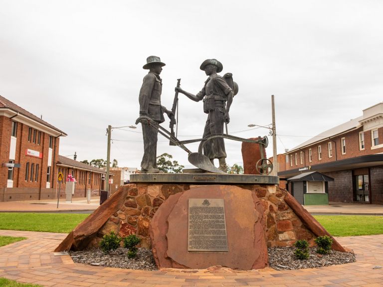 Griffith Soldiers Settlers Memorial