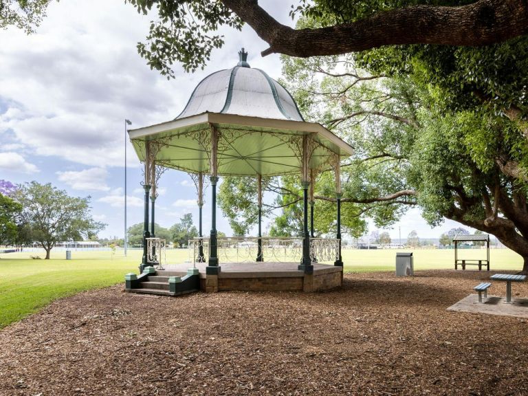 Maitland Park - Rotunda