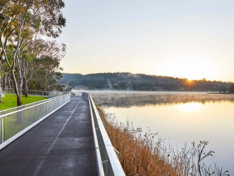 Boardwalk on left and Lake Inverell on right