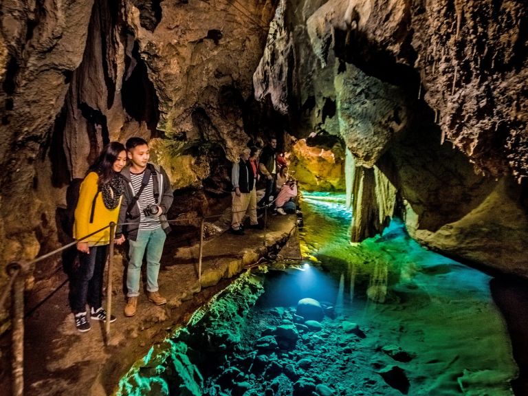 The Imperial Cave tour includes the River Styx.