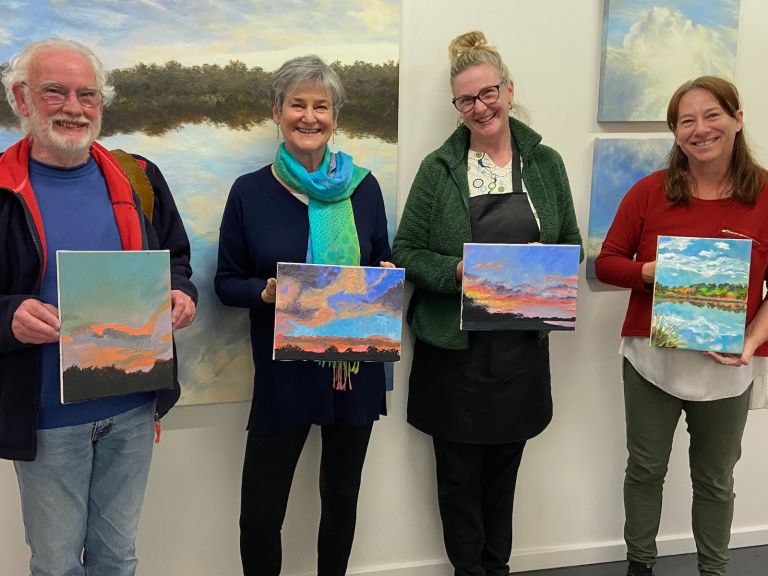 Paint and Sip Art Workshop Painting Blue Mountains