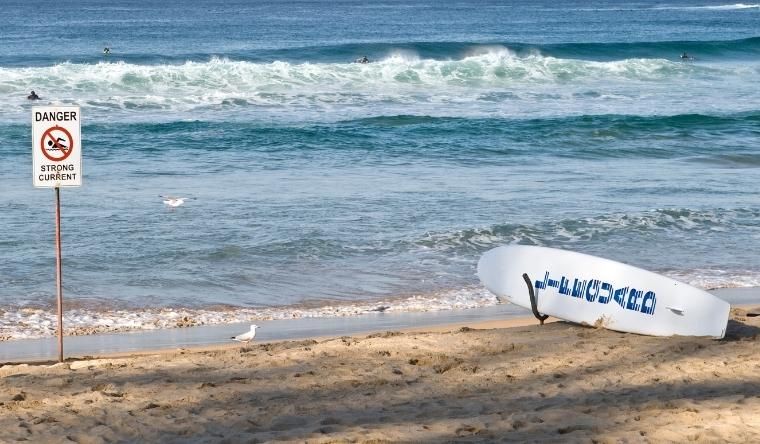 NSW-beach-lifesaving
